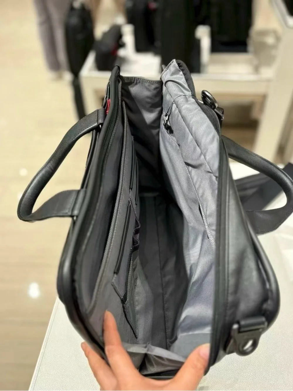 TUMI 96110D2 Alpha 2 Slim Deluxe Leather Portfolio